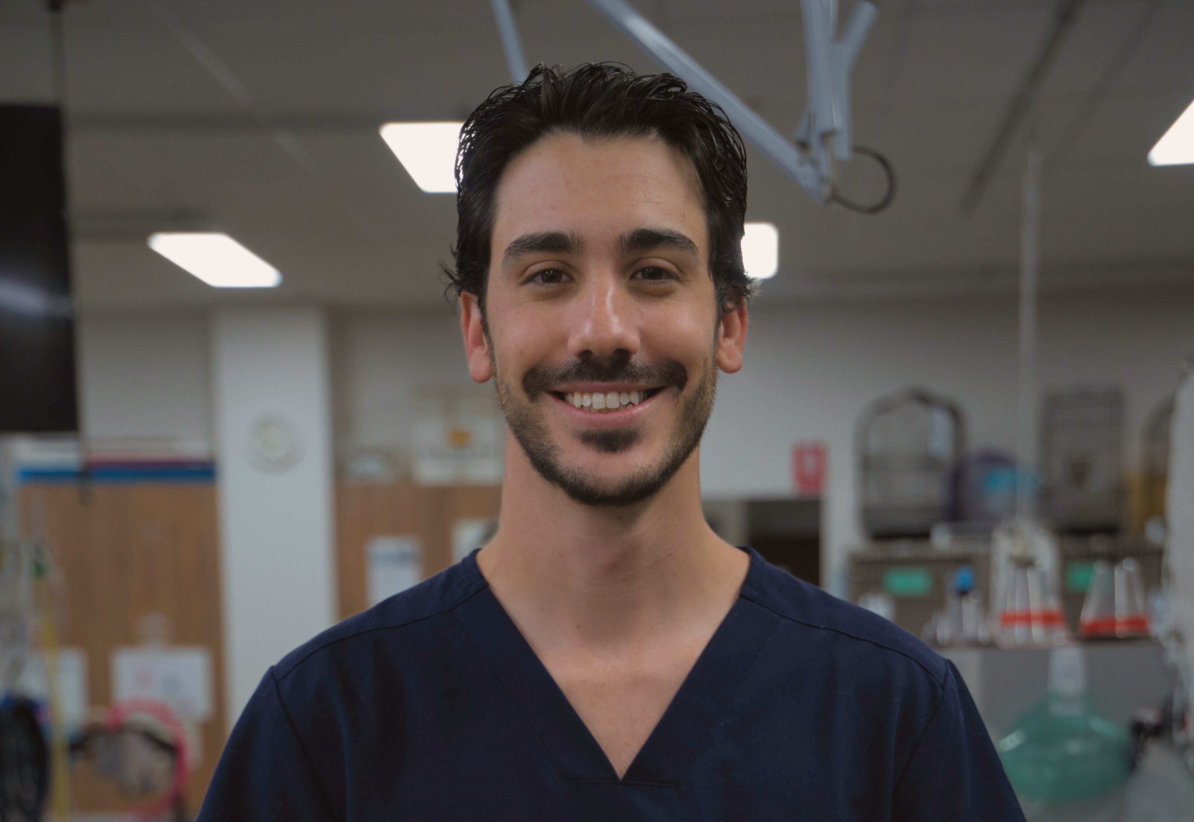 Dr Tomas Gilead