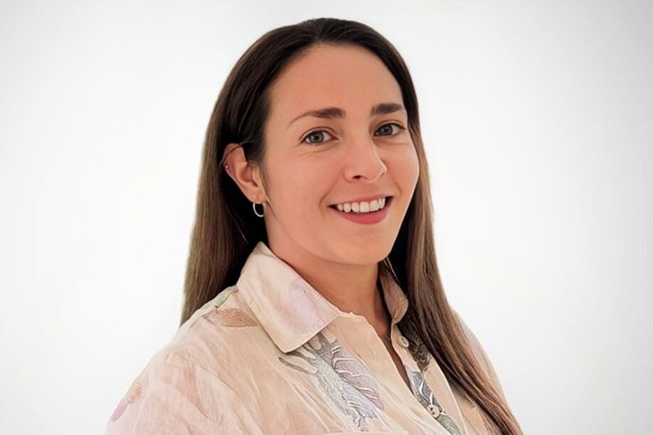 Dr Sarah Coall