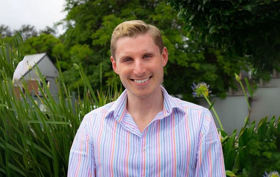 Dr Callum Bennie