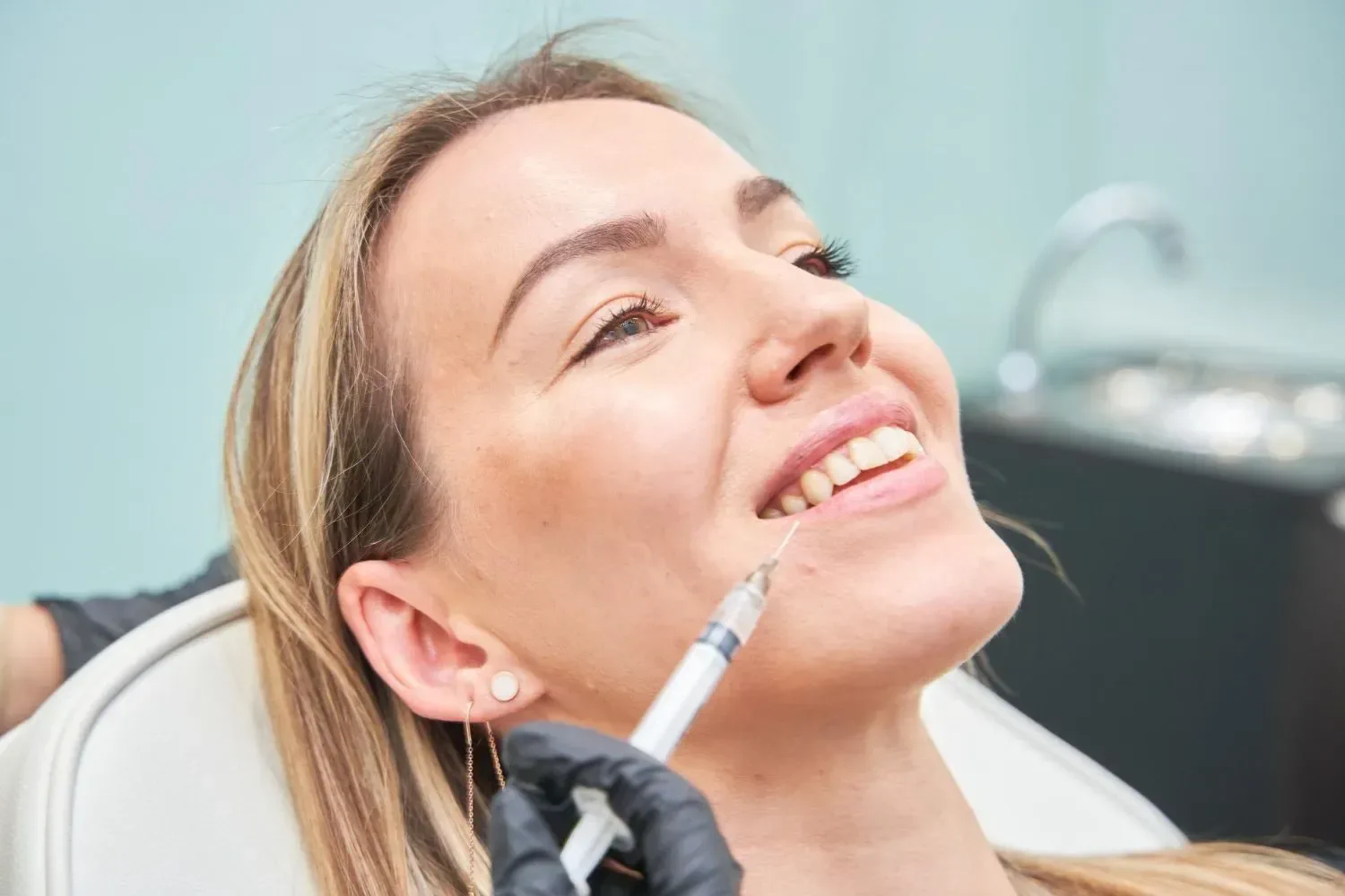 Dermal Fillers for a Youthful Appearance: What You Need to Know Dermal Fillers for a Youthful Appearance: What You Need to Know