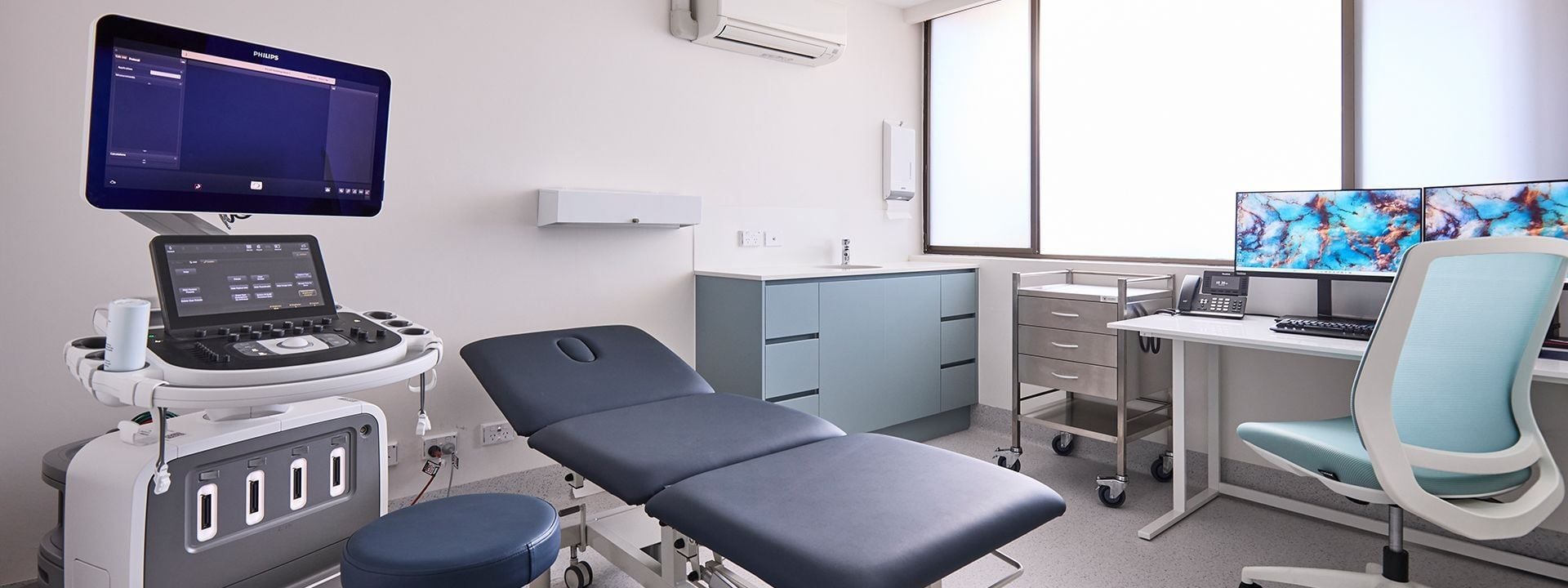 What Does a Sonographer Do?