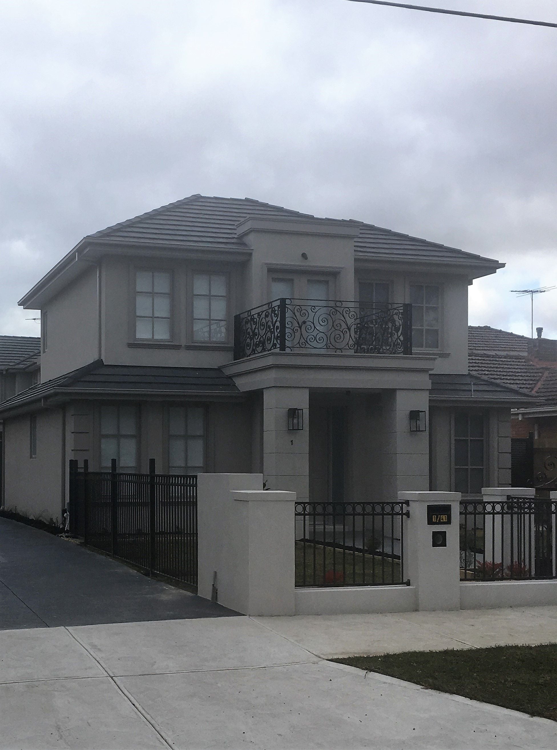 CSR Hebel Lower with Foam upper with Boral Striata Roof Tiles