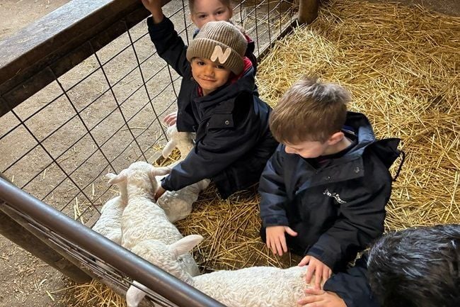 Bringing Learning to Life at the Hahndorf Farm Barn Bringing Learning to Life at the Hahndorf Farm Barn