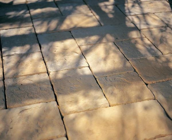 Concrete Image -5dcb96be306f7