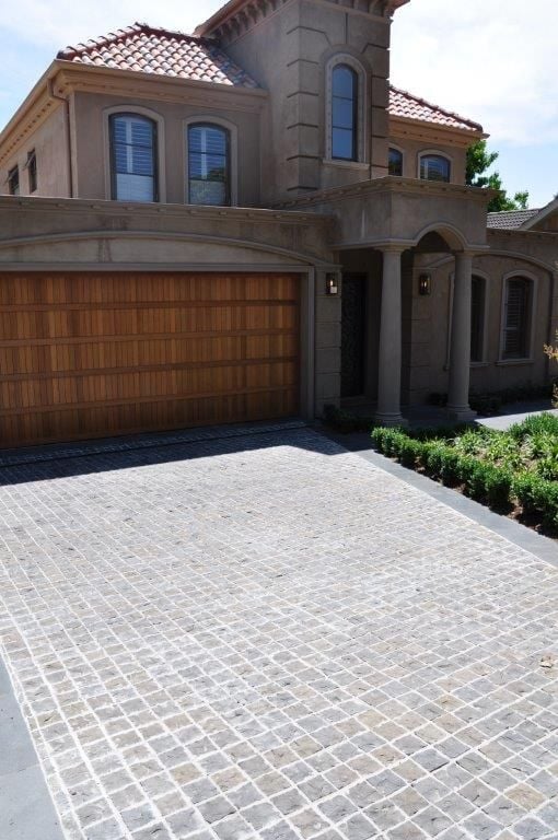 Bluestone Cobble Driveway Bluestone Cobble Driveway