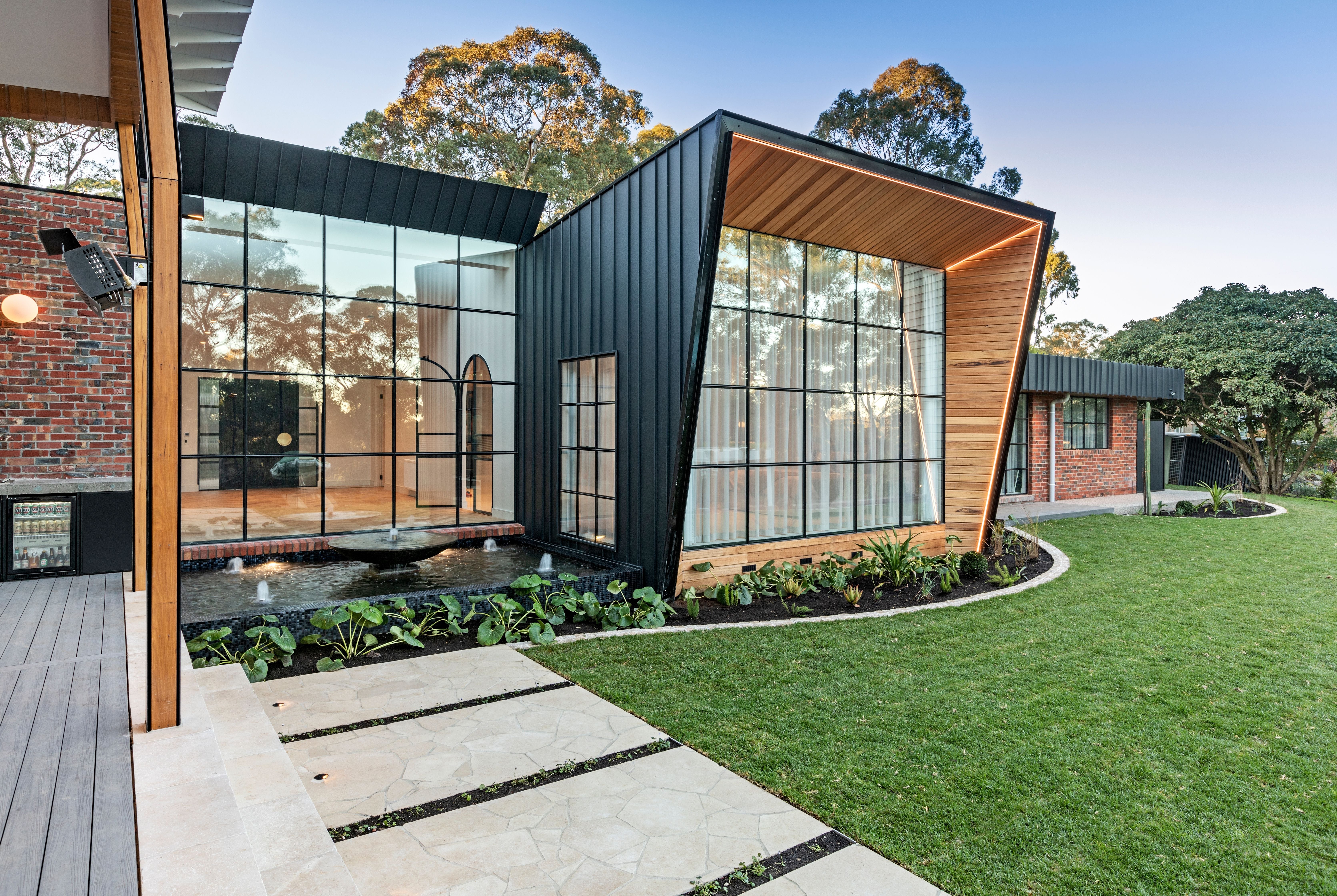 Patara Limestone Crazy Pave Crazy Pave Image -69a8be73b2d40