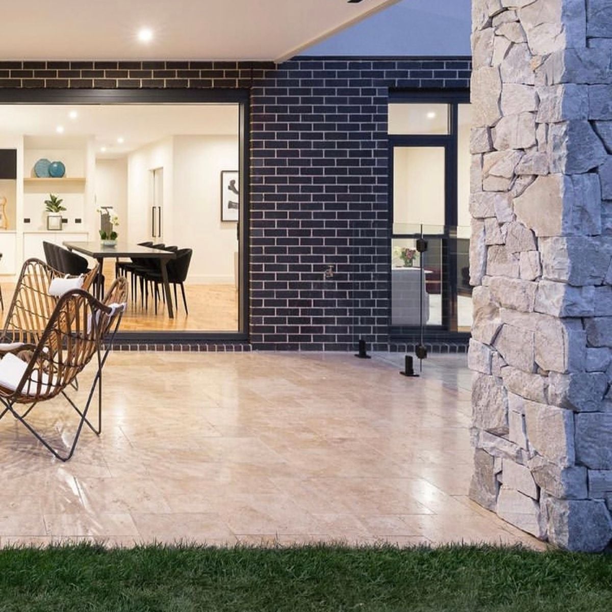 Retaining Walls & Wall Cladding Retaining Walls & Wall Cladding