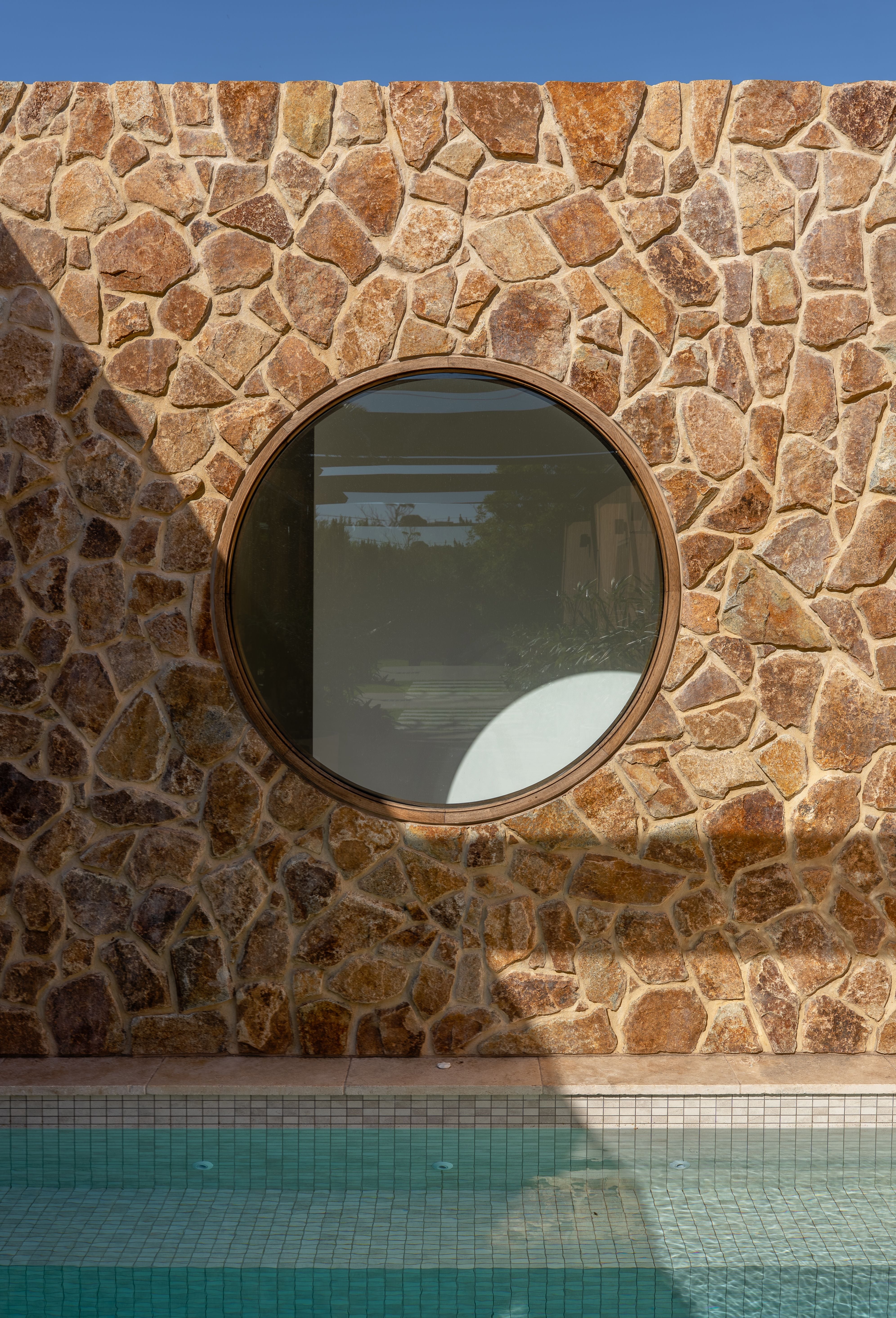 Classic Travertine Pavers & Colorado Wall Cladding 