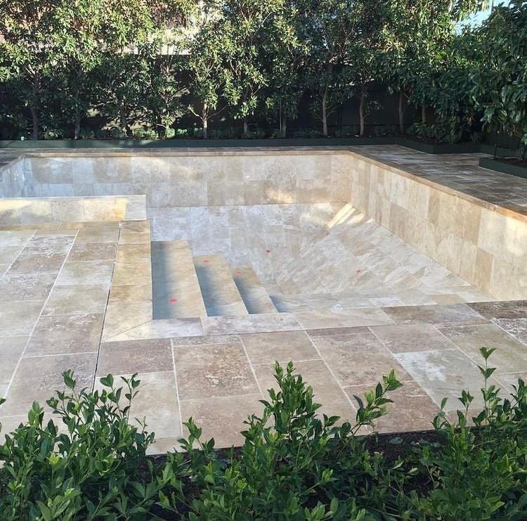 Country Classic Travertine