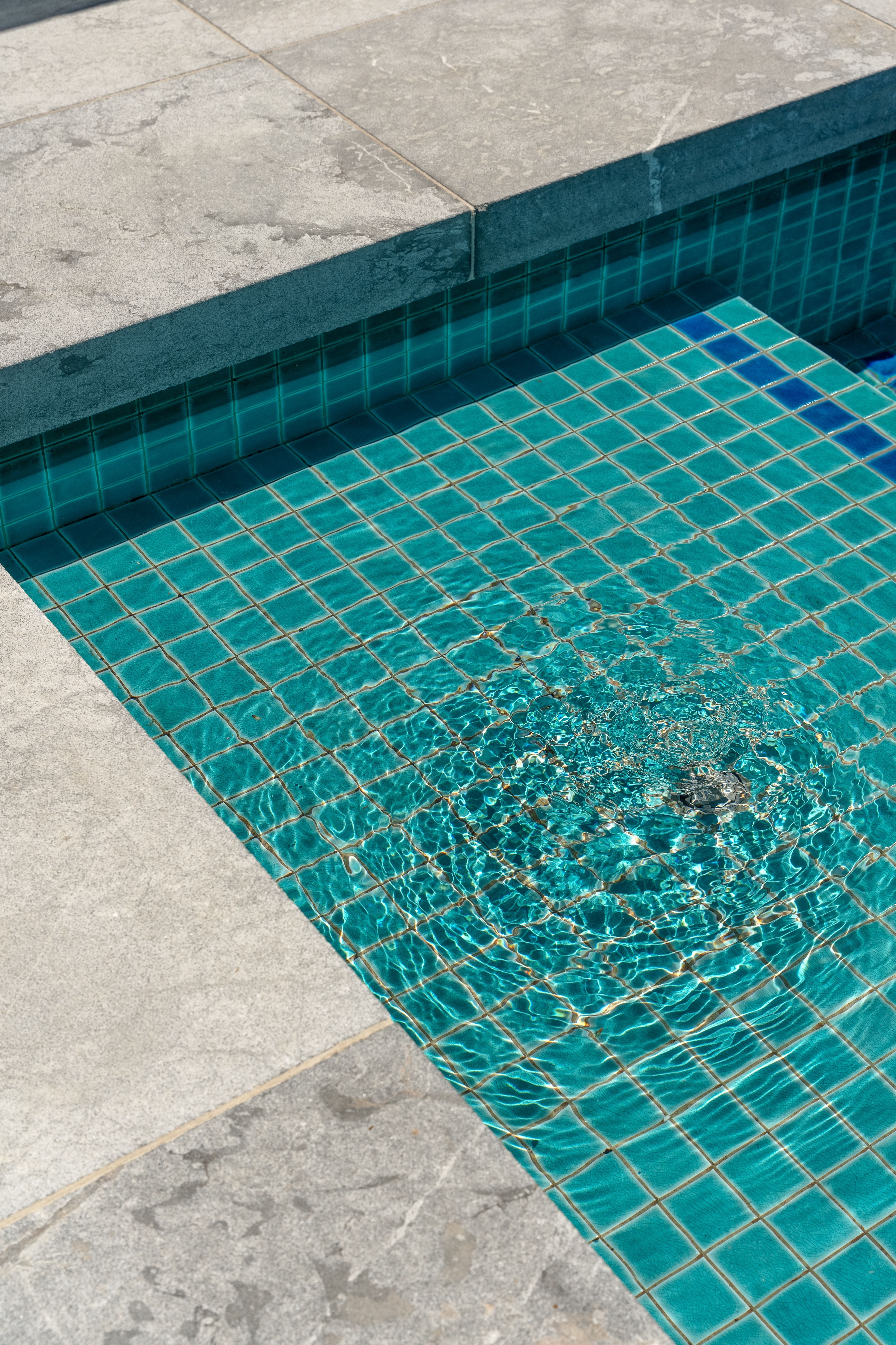 Oyster Marble Dropface