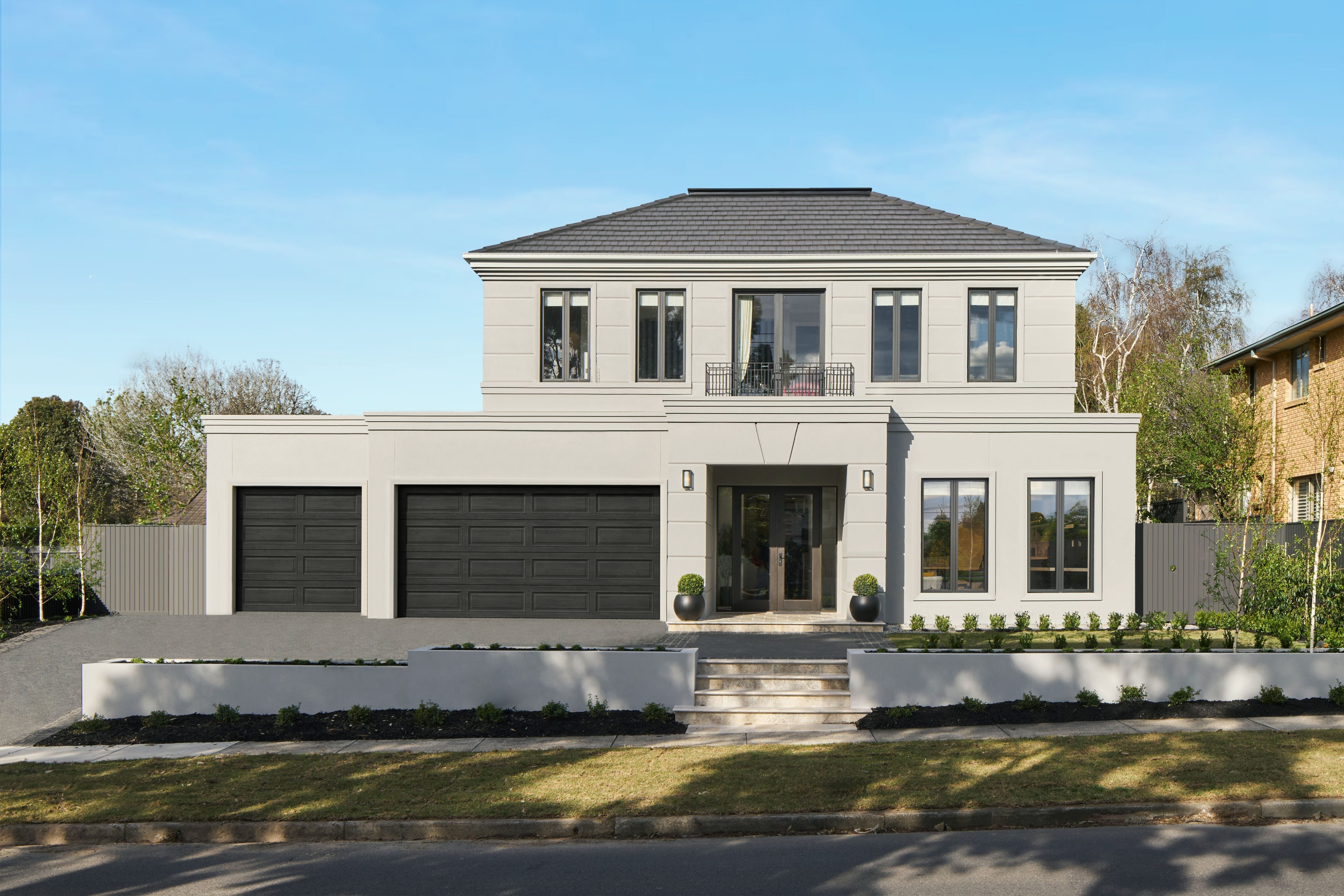 Kimberley Travertine , Bluestone Cobblestone