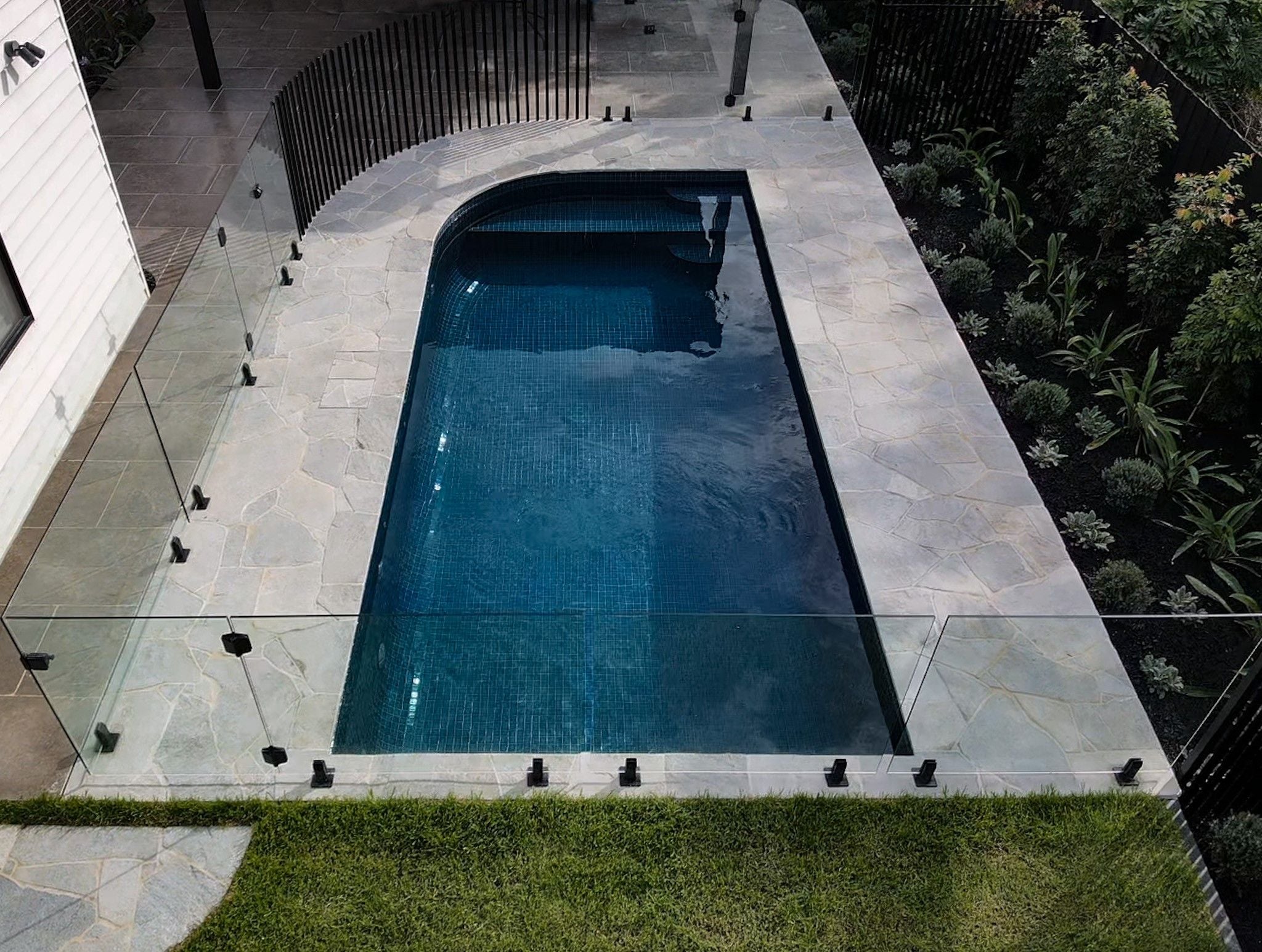 Cottage Quartz Crazy Pave