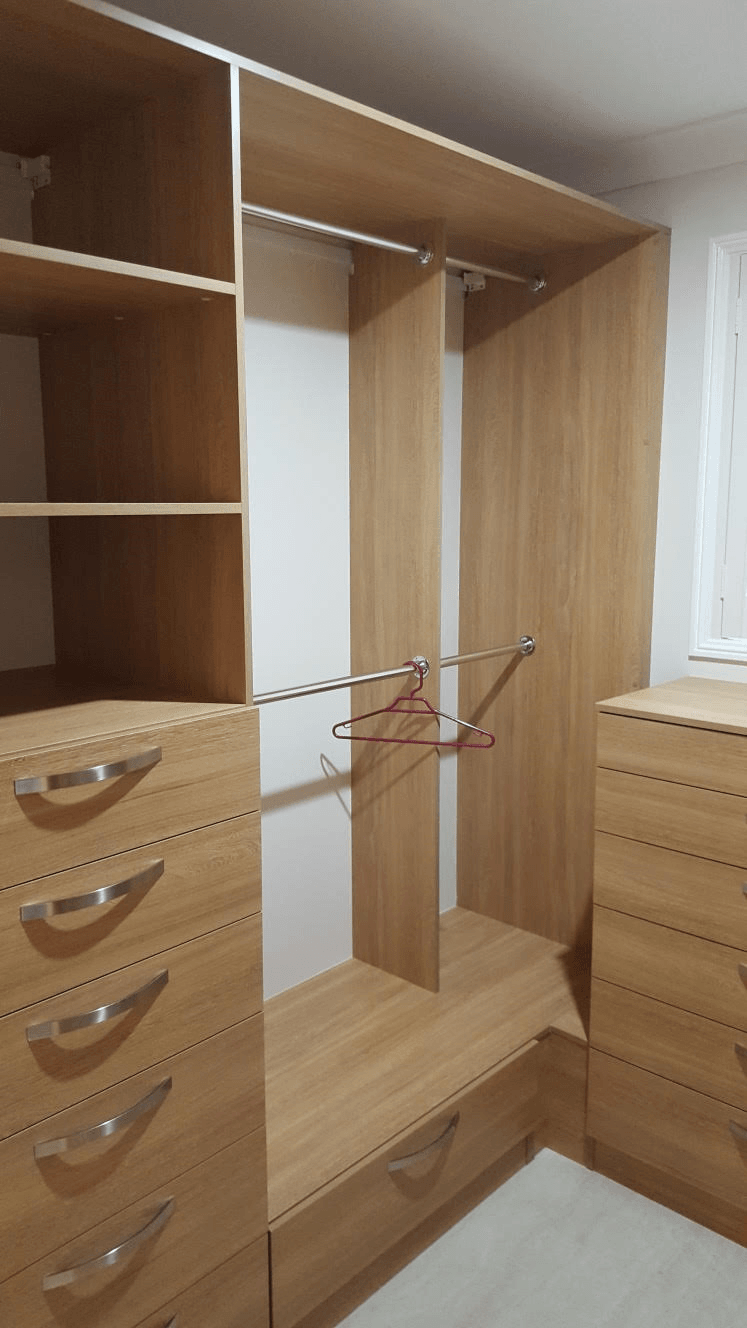 Full colour WIR using Laminex Elegant Oak MR MDF, no backing