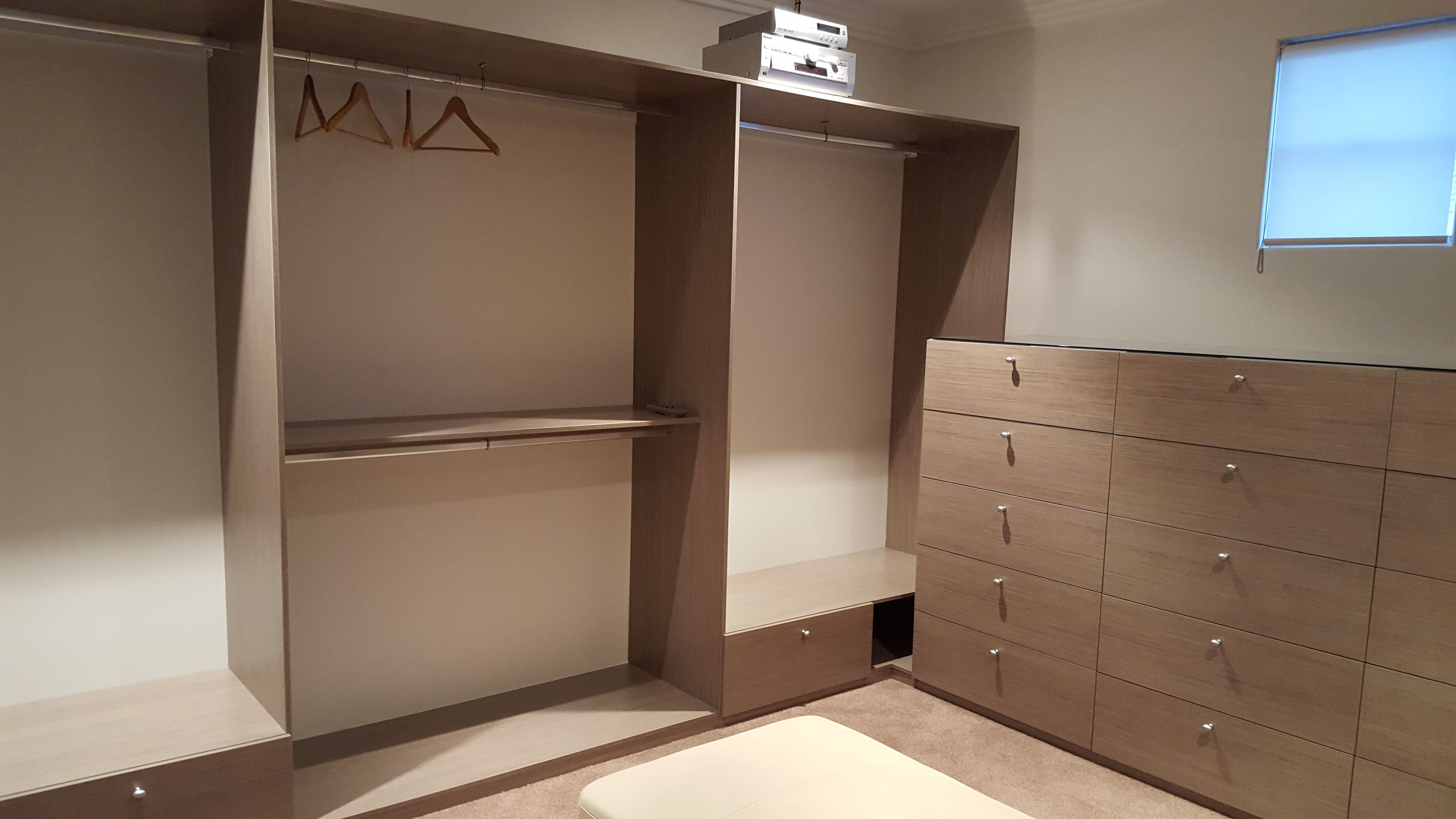 Polytec Rocco Lini Matt WIR, closed drawer with silver knob. Long hang & double hang. Sloping shoe racks with upstands