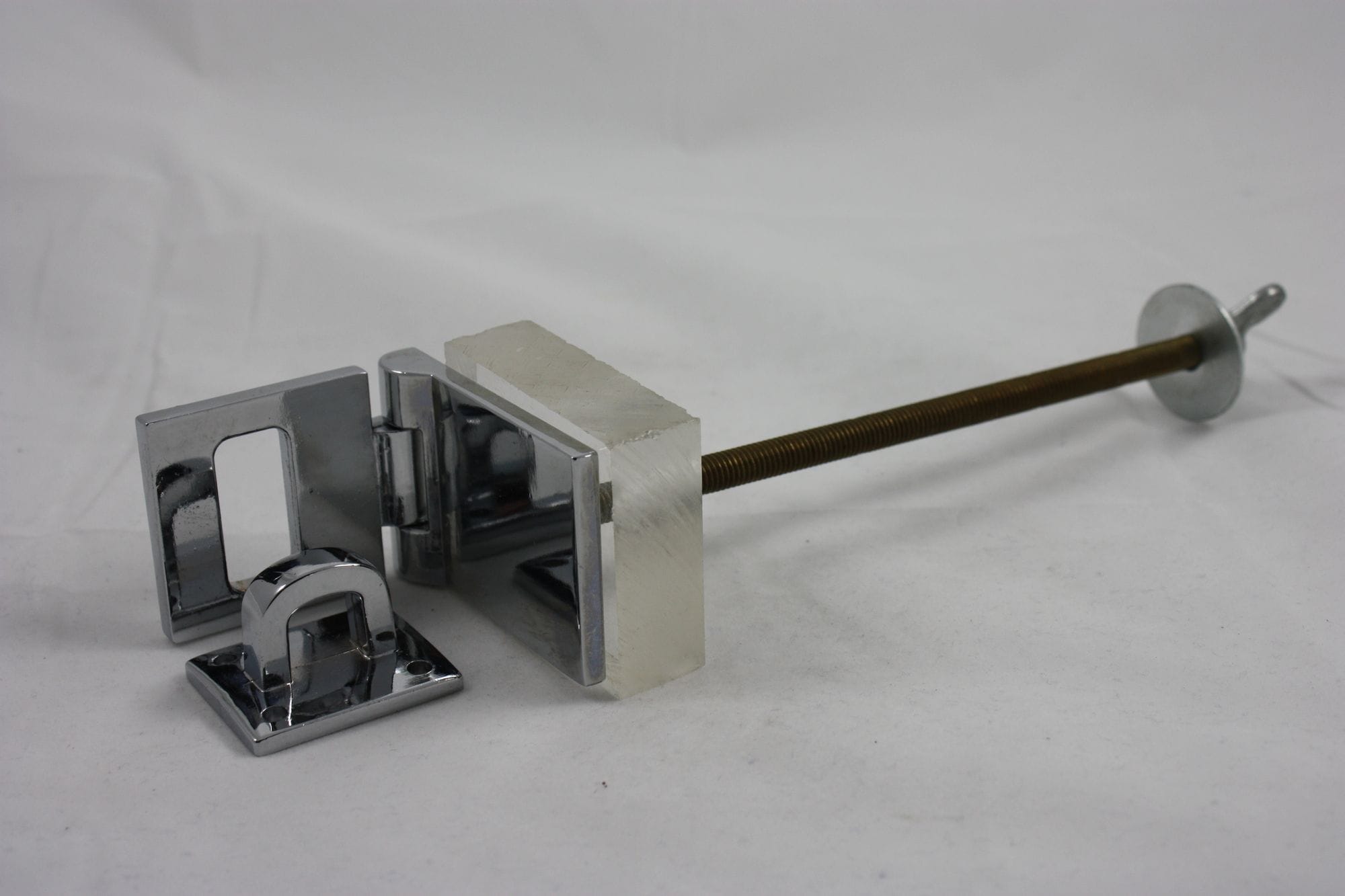 Hasp & staple door lock assembly for 150mm panel