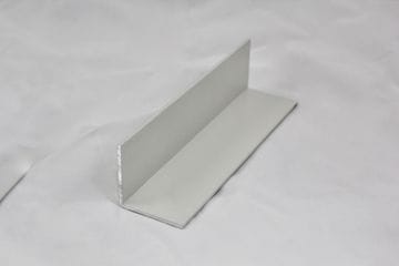 Aluminium Angle Surfmist Per Meter