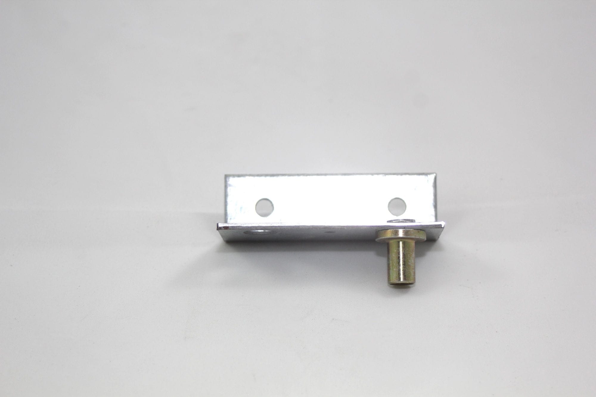 Skope under bench cabinet top RH door hinge bracket