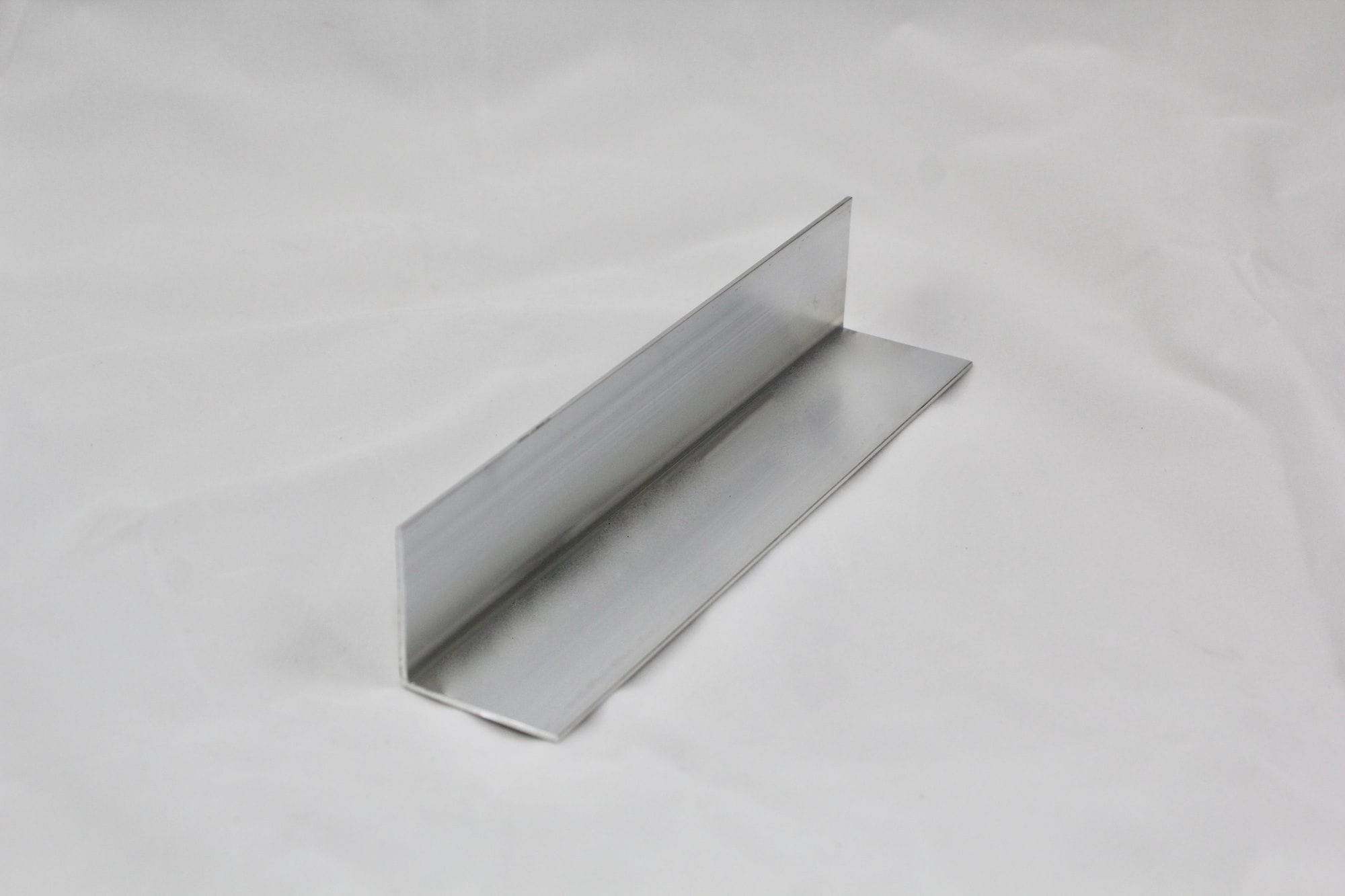 40mm x 40mm x 1.6mm x 6500mm (pickup only)