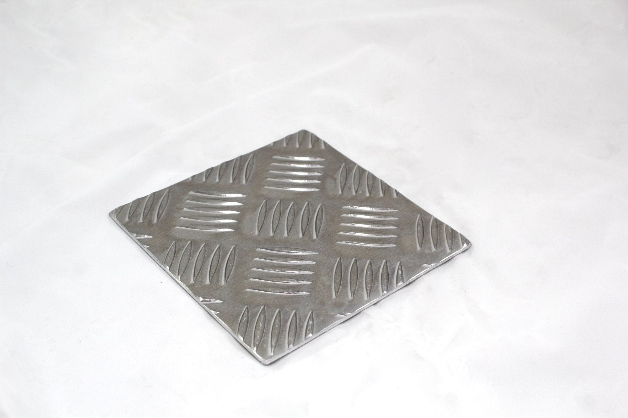 Aluminium tread-plate 3mm x 1200mm x 2400mm