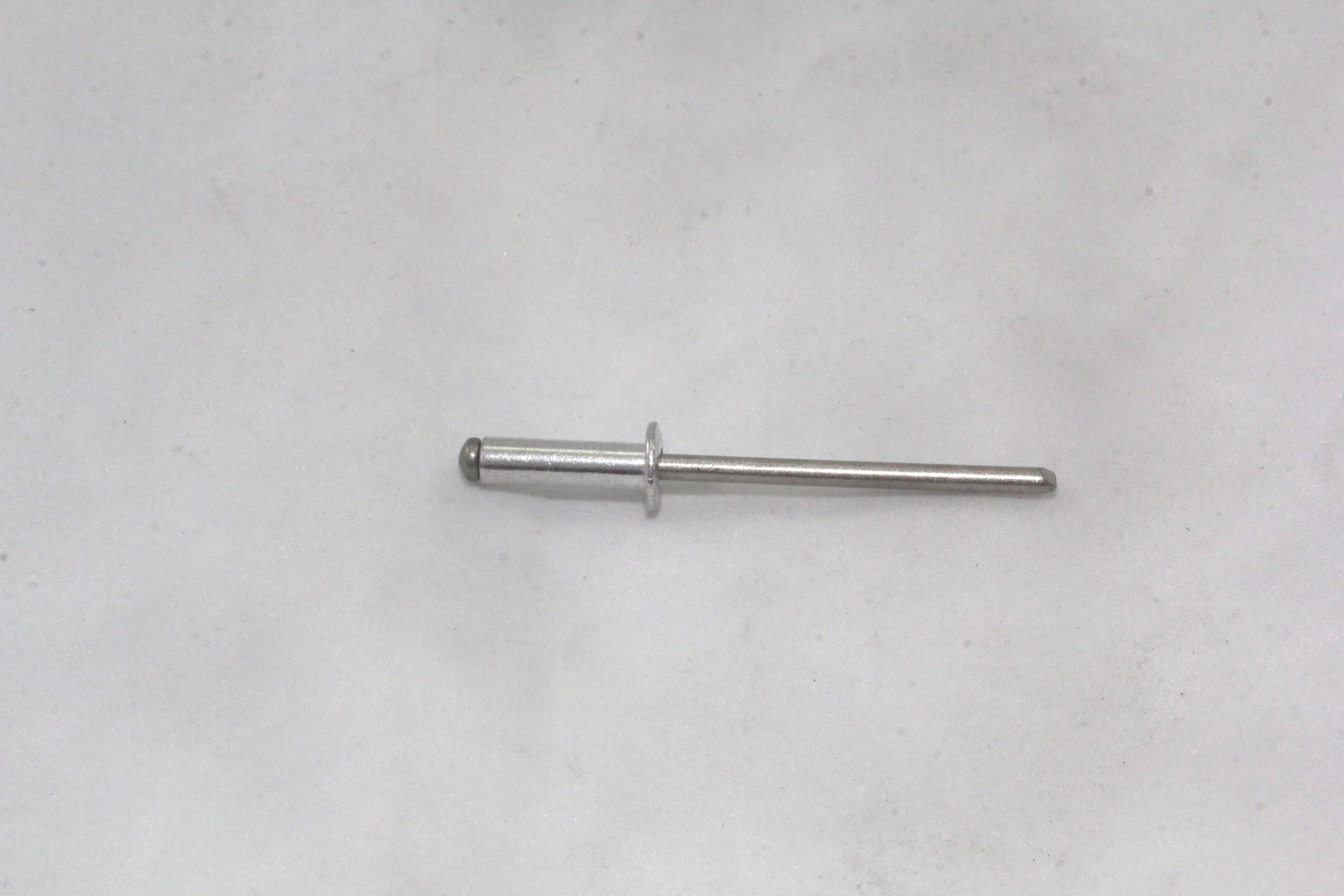 Rivet Aluminium Steel Domed Stem 4.8 x 15mm Grip. Quantity 500