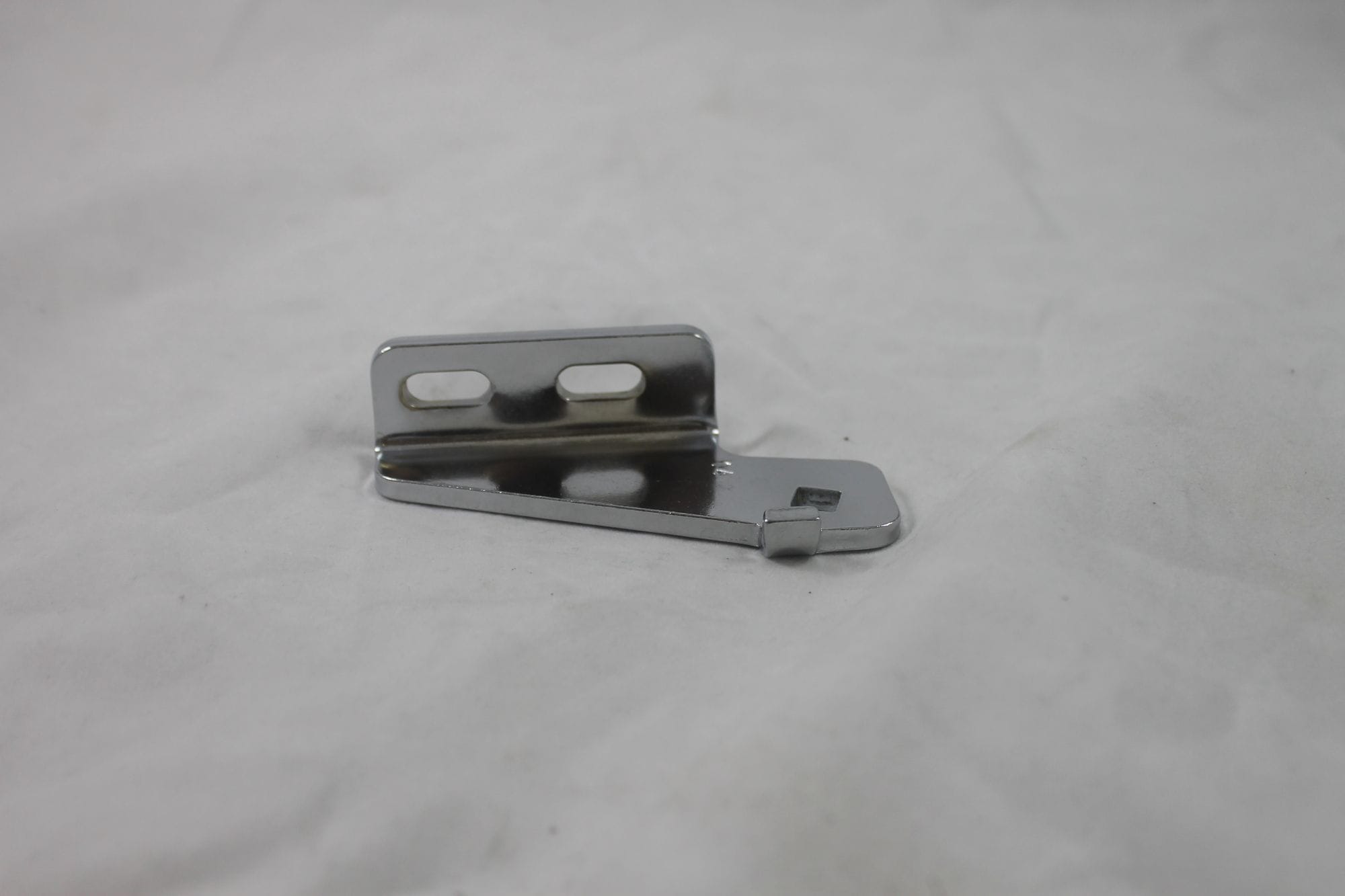 Kason bottom right cartridge hinge bracket