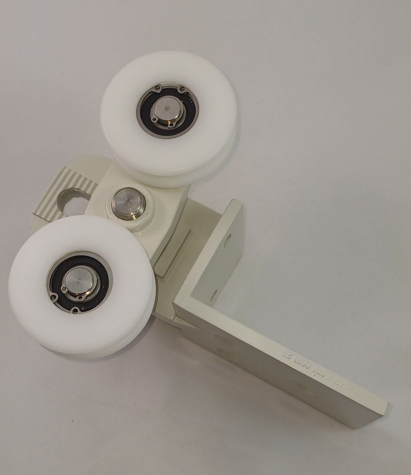 RH large Hanging Bracket with Double Bogie & 75mm Roller Surfmist