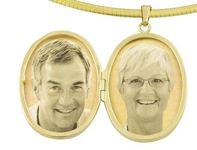 Locket Oval 9ct Yellow Gold