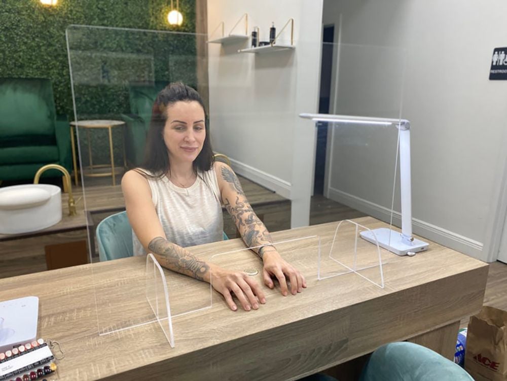 Sneeze Guards Gallery Image -5ee16f1ab06c1