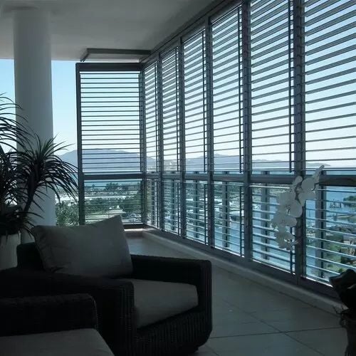 Exterior Shutters Image -62995e70934cd