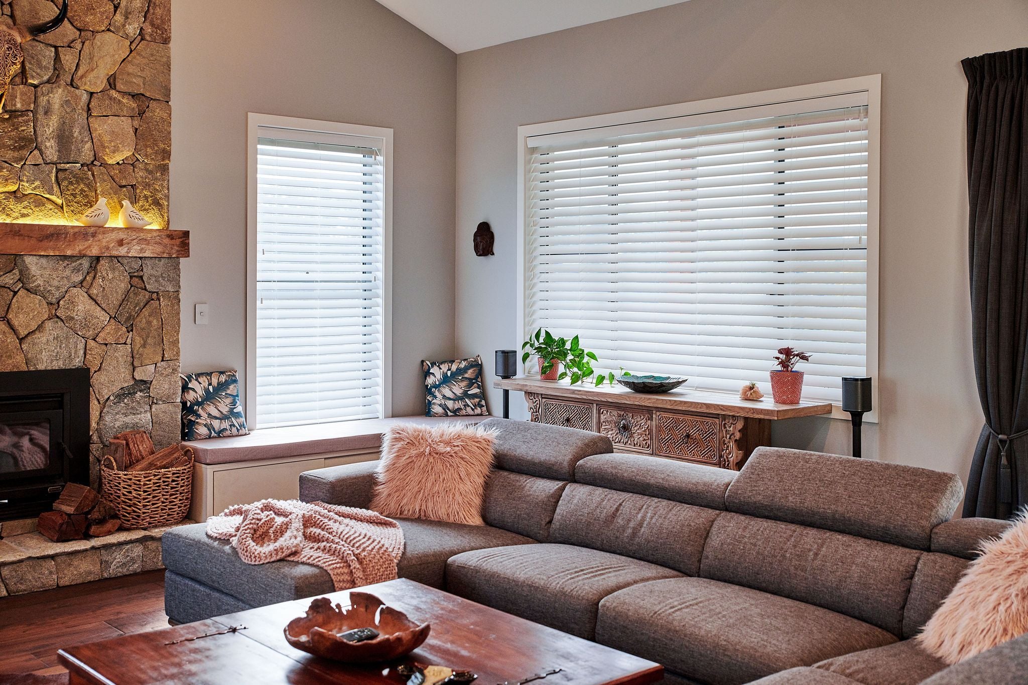 Venetian PVC Image -629961d2f05d3