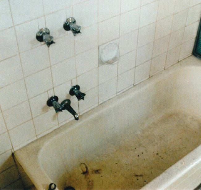 Before and After Bathrooms Image -5dc4c97429ee0