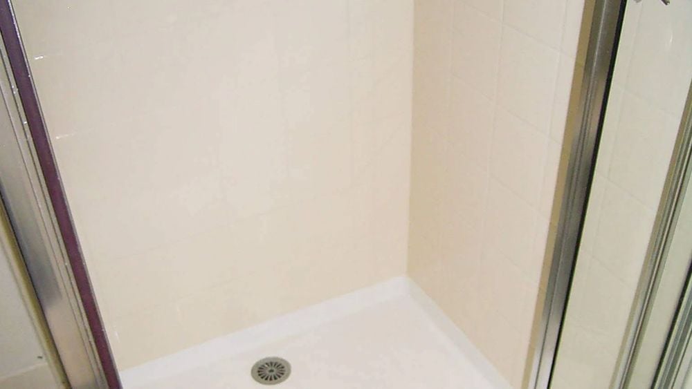 Showerbase Re-Enamelling & Shower Base Repairs