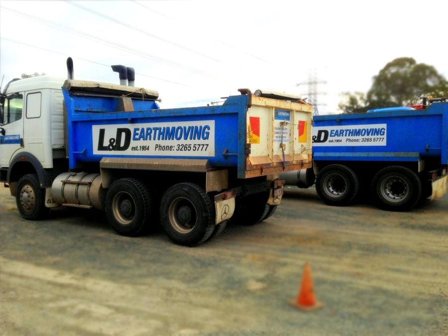 Tipper Trucks Image -5ae1ca84c57c5