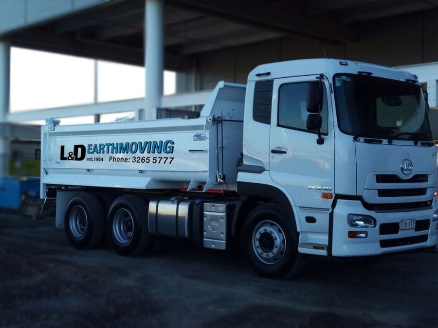 Tipper Trucks Image -5ae1ca8cd8d37