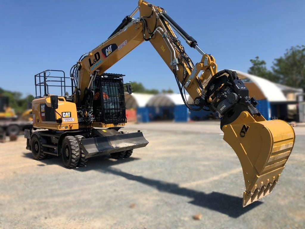 Excavators Image -5af229794c2e5
