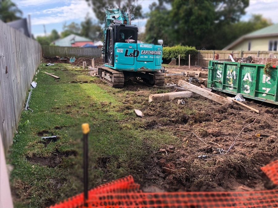 8t Excavator cleaning site ready to excavate