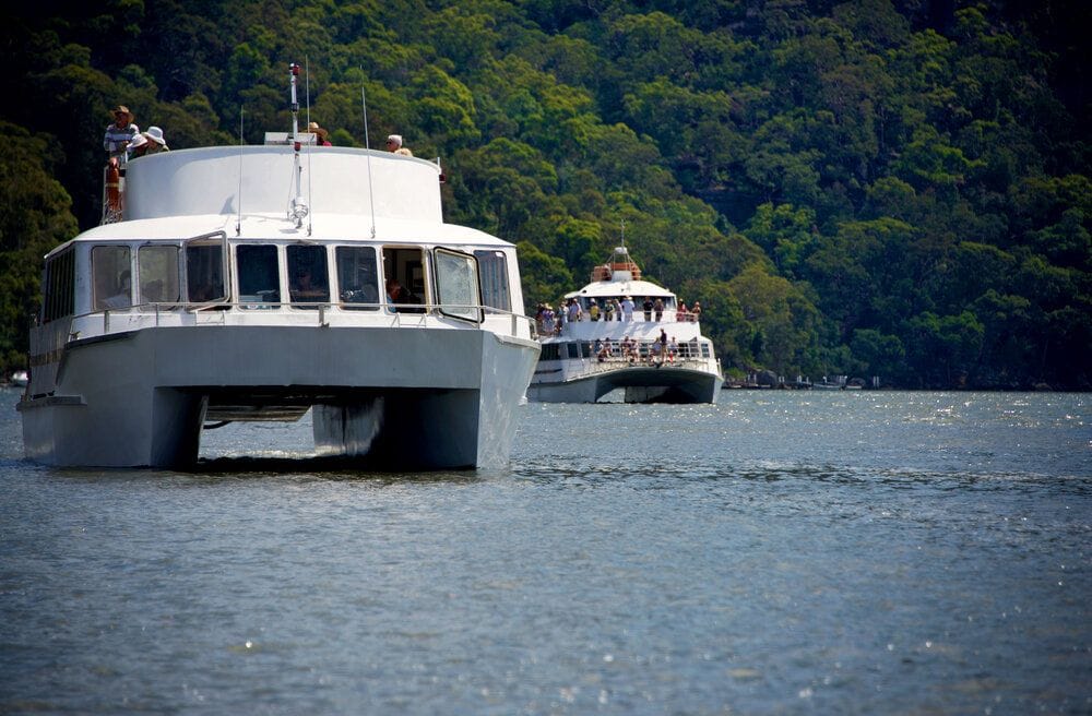 Lunch Cruise Coach Tours with Connect Coaches