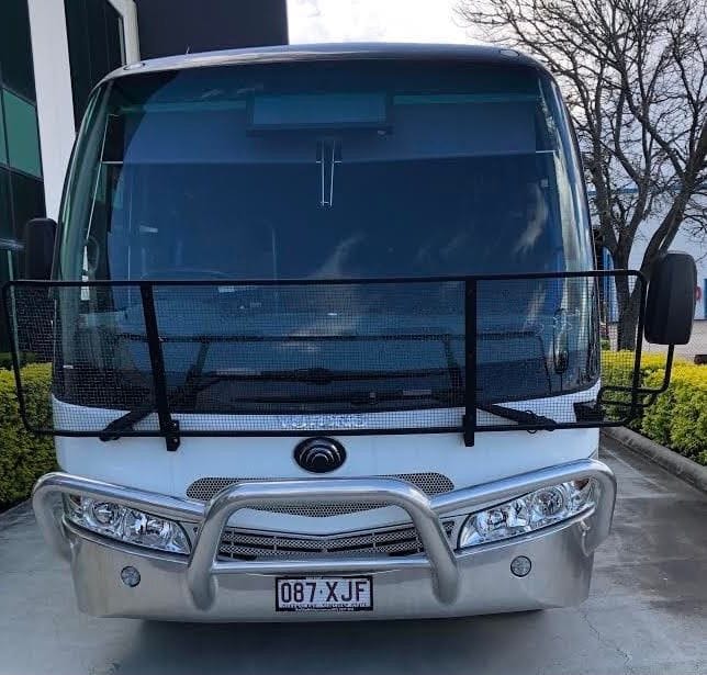 2017 Yutong Luxury Mini Coach Image -60681619bbe54