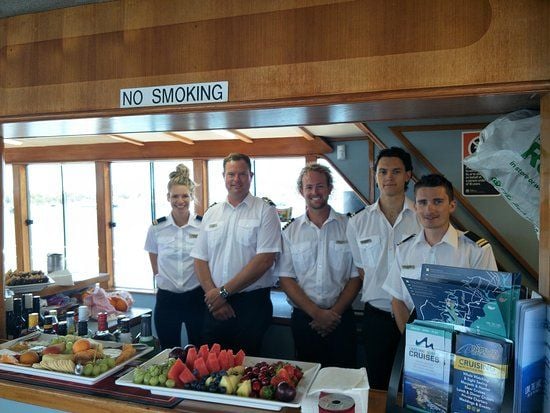Lunch Cruises with Connect Coaches Lunch Cruises with Connect Coaches
