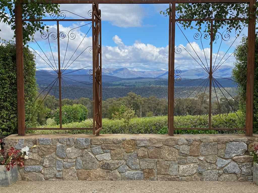 Braymont Gardens Image -637aa26f0c059