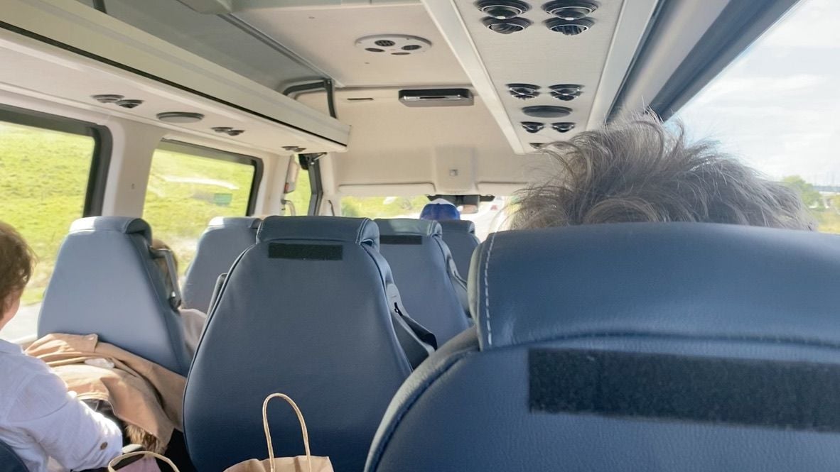 Iveco Daily 2019 Mini Bus 15 Seats + Driver Image -639245f6589c7