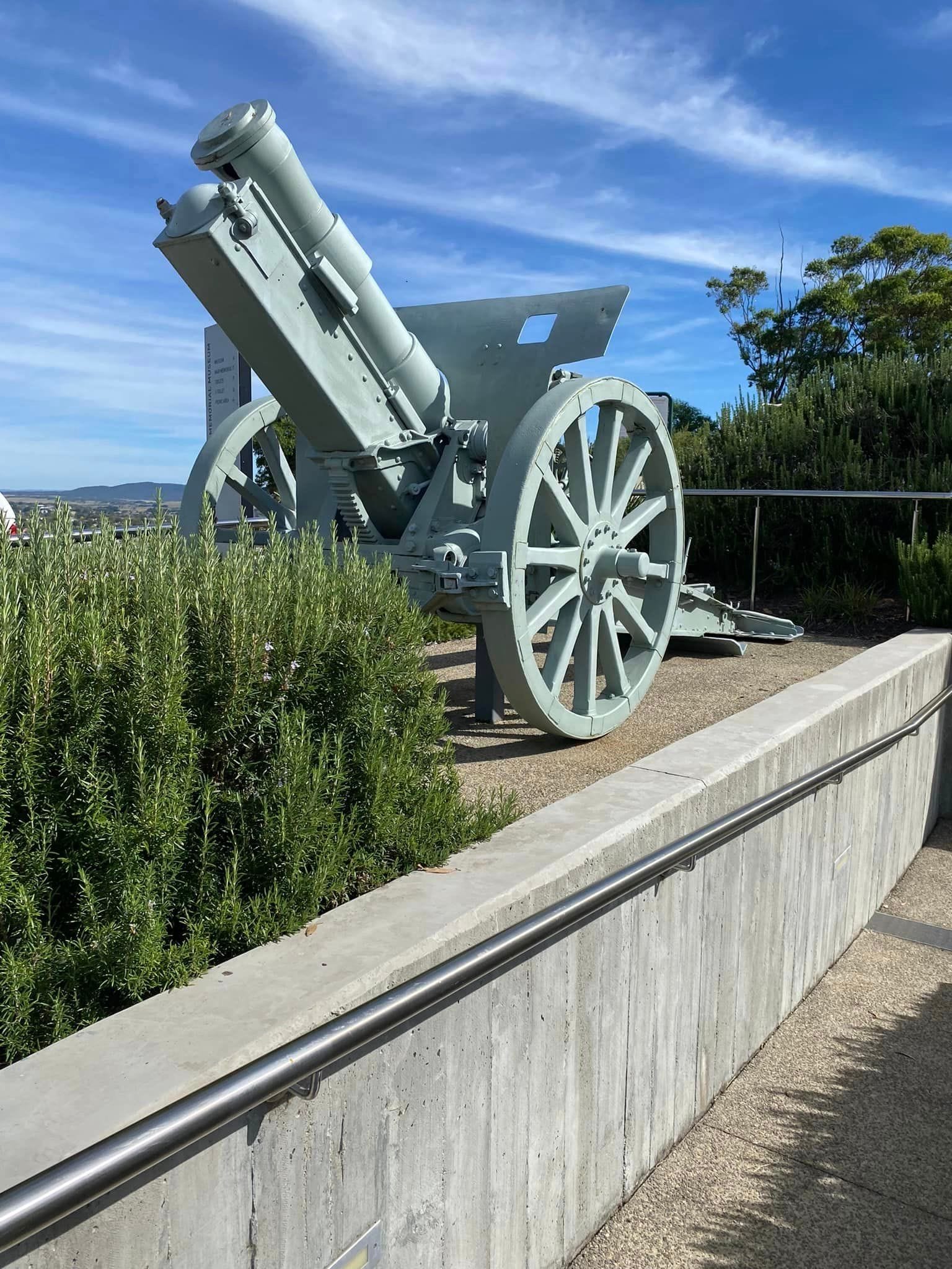 Rocky Hill War Memorial - 2024 Canberra Sights & Lights Tour Image -65efc0adb8905