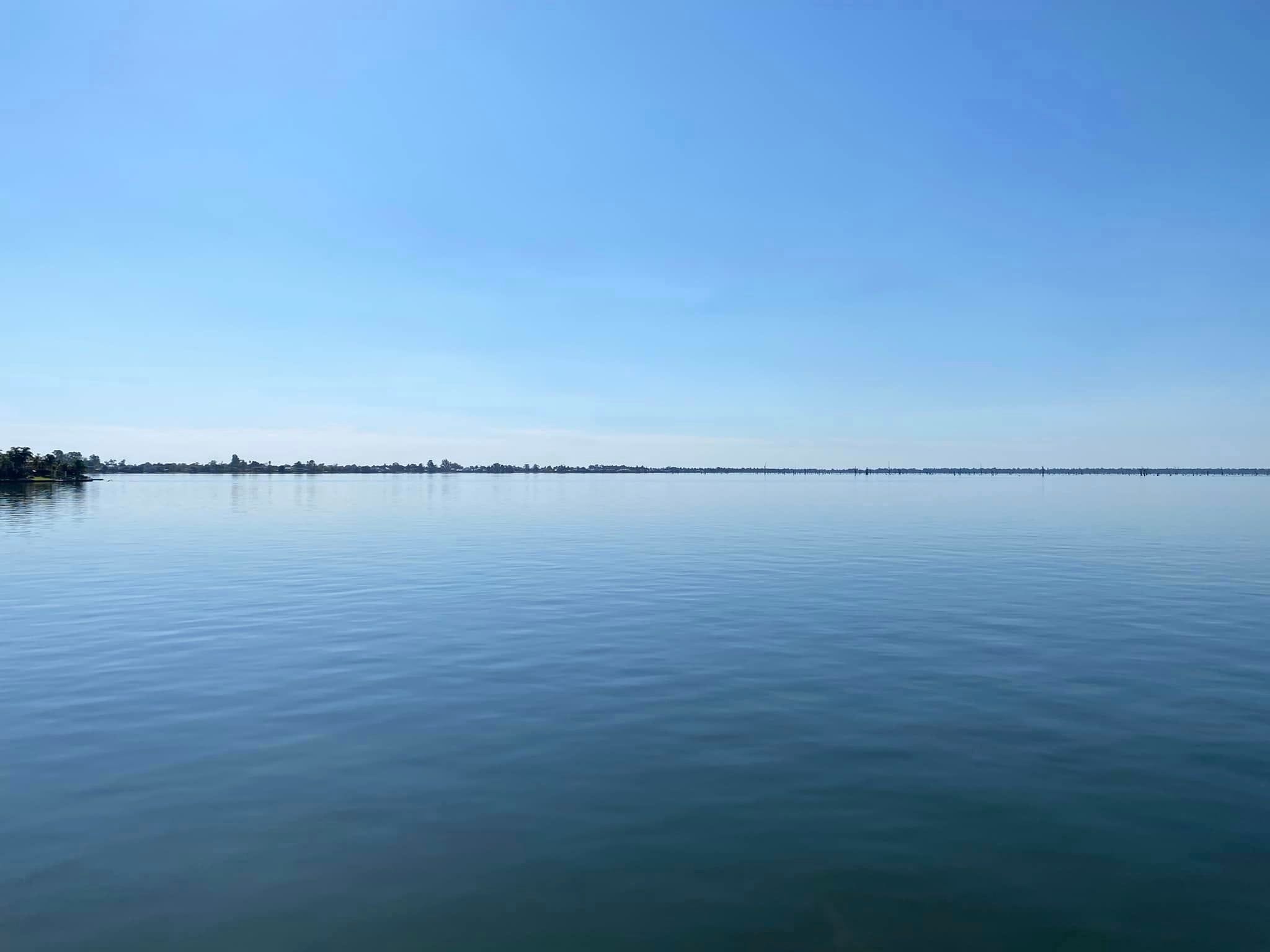 Yarrawonga - Lunch on board the Cumberoona Image -663bfbcd3c5ad