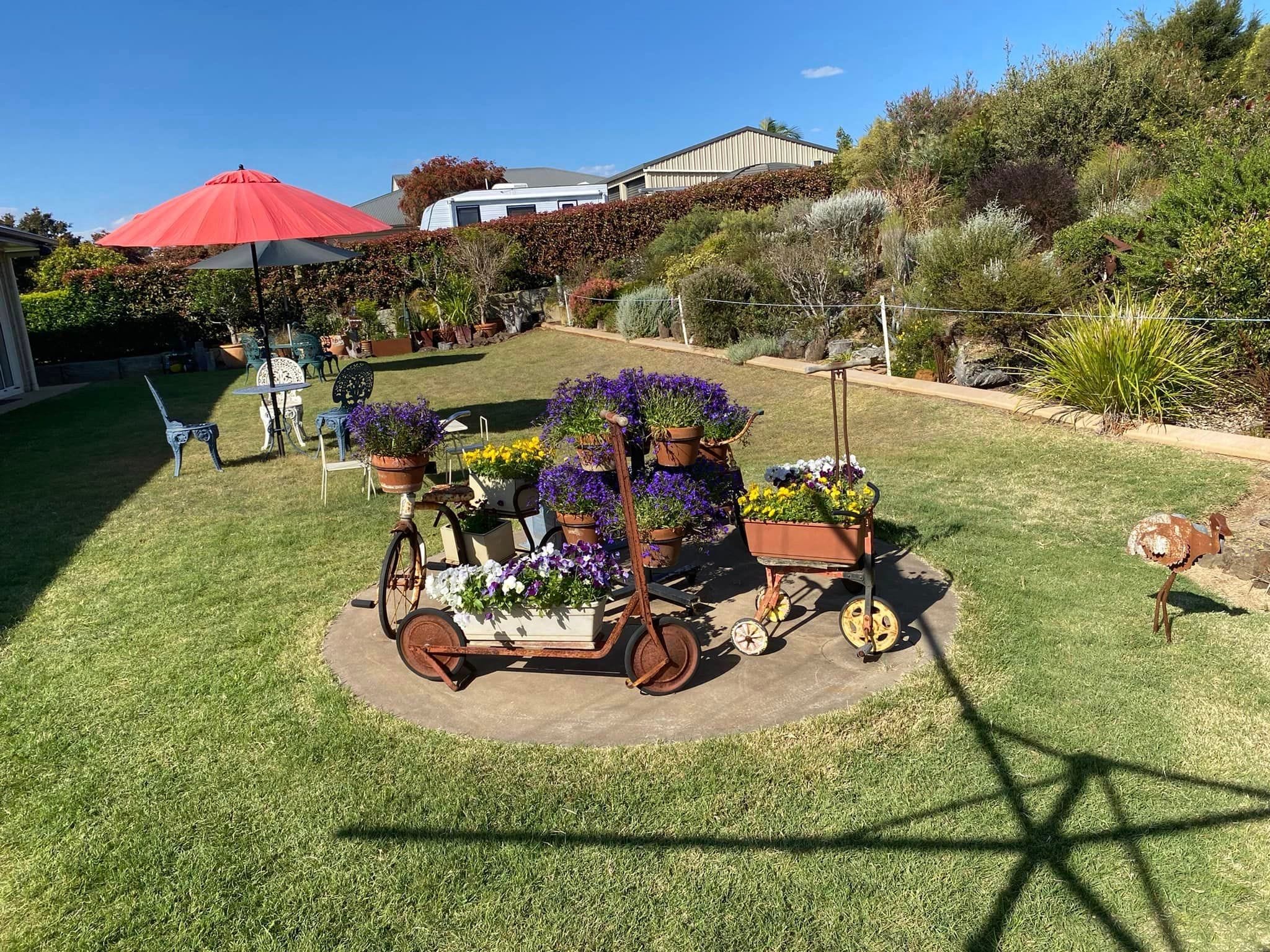 Adrian and Gail's Private Garden - Toowoomba Garden Festival 2024 Image -66ff5227b8147