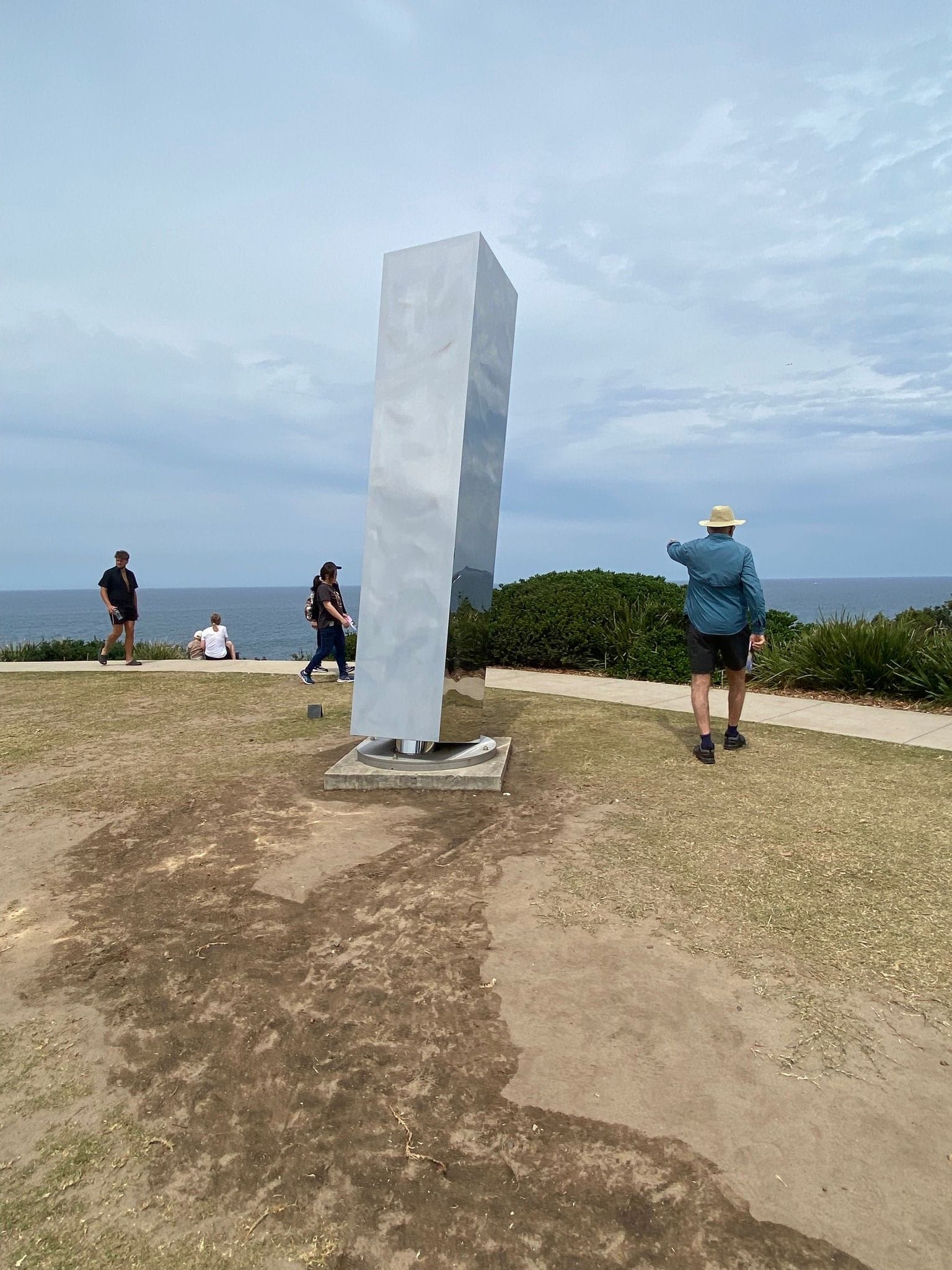 Sculptures by the Sea Public Day tour October 23/10/2024 Image -6719fff729006