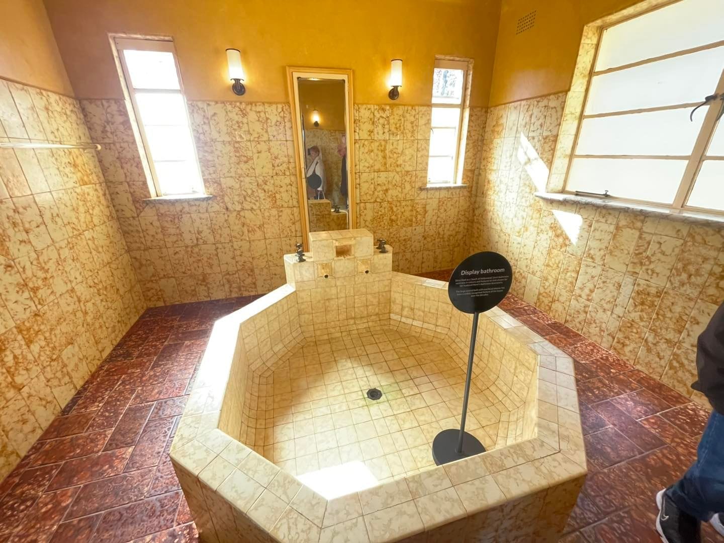 14th May 2025 Public Day Tour to Everglades Historic House & Garden Image -6827c6e27f298
