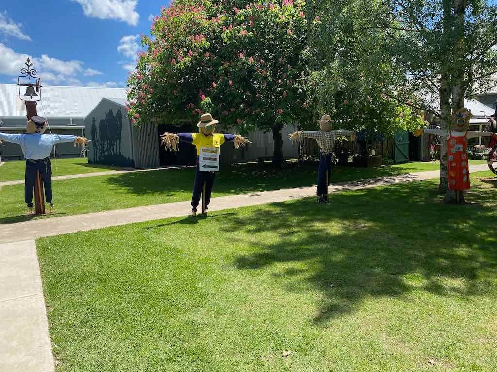 Milthorpe Garden Ramble Image -69142f11bfdec