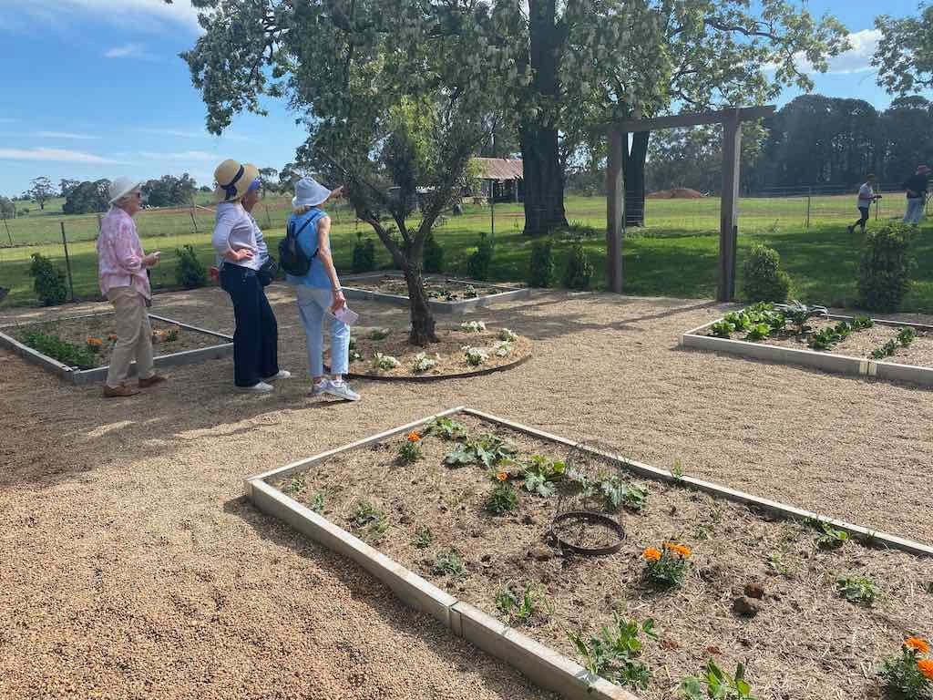 Milthorpe Garden Ramble Image -69142f3a3bf46