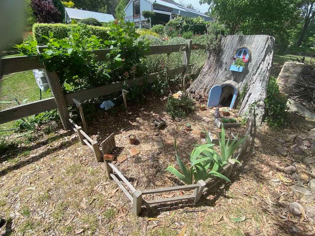 Milthorpe Garden Ramble Image -69142f65016e0