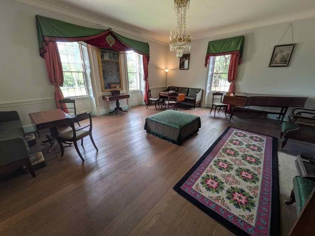 Government House Public Day Tour : 17th April 2026 Image -69e2da2cf088e